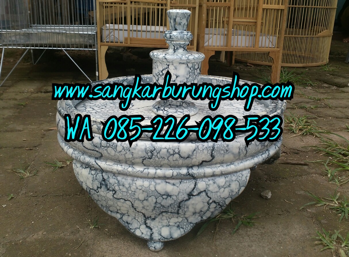 Perajin Tebok Lovebird