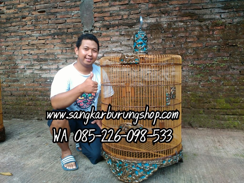 Sangkar Ukir Kelelawar