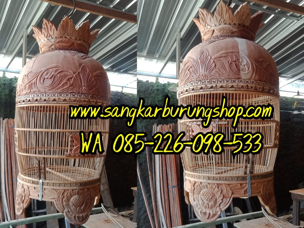 Pengrajin sangkar perkutut mahkota super ukir jepara