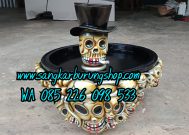 Tebok Ukir Tengkorak